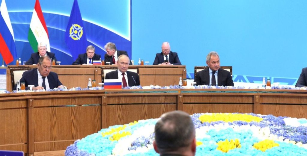 Sergey Lavrov, President Vladimir Putin, Security Council Chief Sergey Shoigu, and Defence Minister Andrey Belousov