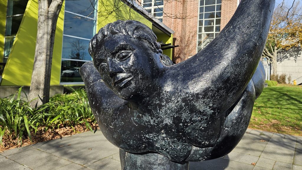 Fly Me to the Moon, sculpture by Llew Summers in Christchurch, NZ