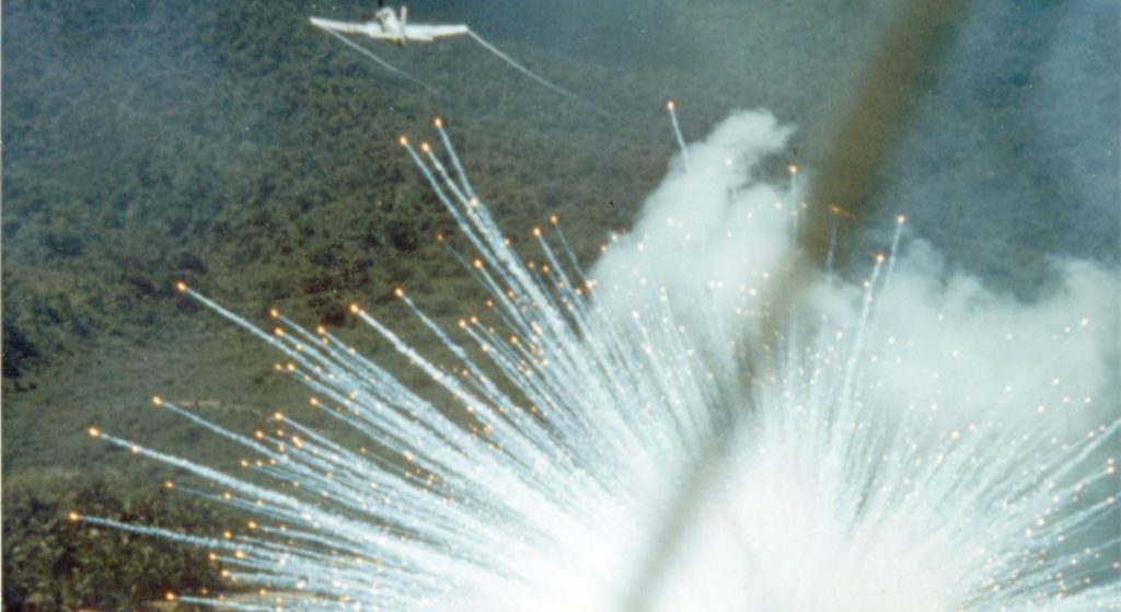 phosphorus_bomb