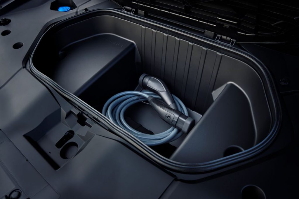 BMW iX3 charger