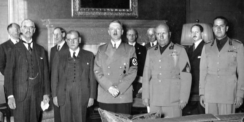 The Munich Agreement, Hitler, WW2