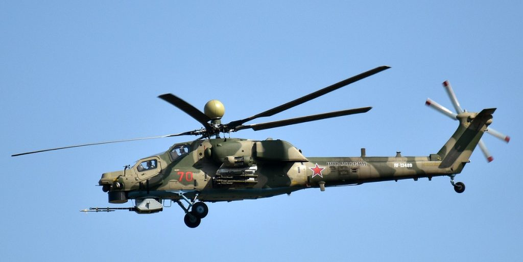 Russian_Air_Force,_RF-13489,_Mil_Mi-28