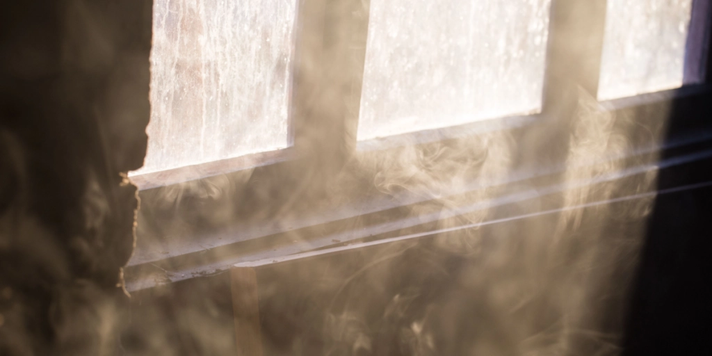 Smoke, fire, room