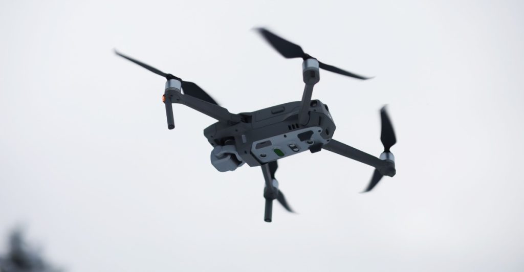 Drone, drönare