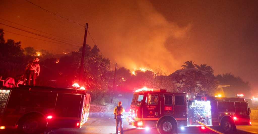 Rapport: Föråldrade rutiner och brist på resurser förvärrade dödsbränderna i Los Angeles