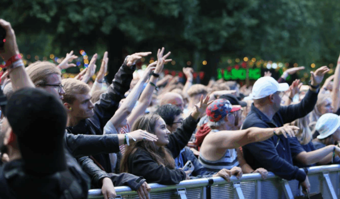 Rammer danskernes pengepung: Dansk festival hæver priserne med 25%