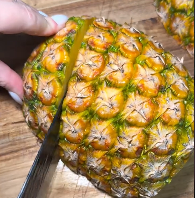 cutting, pineapple, ananas, triks