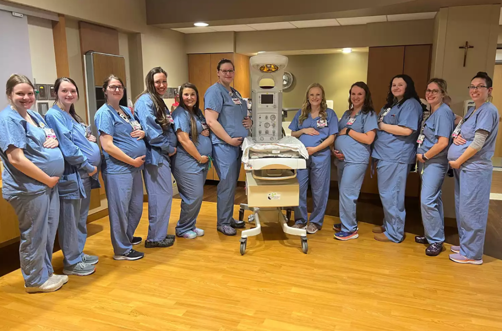 14 Gravide sygeplejersker, 14 pregnant nurses