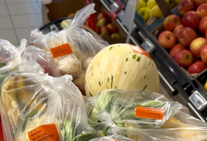 vegetables, grøntsager, grønnsaker, butikk, matsvinn, madspild, melon, æbler, apples