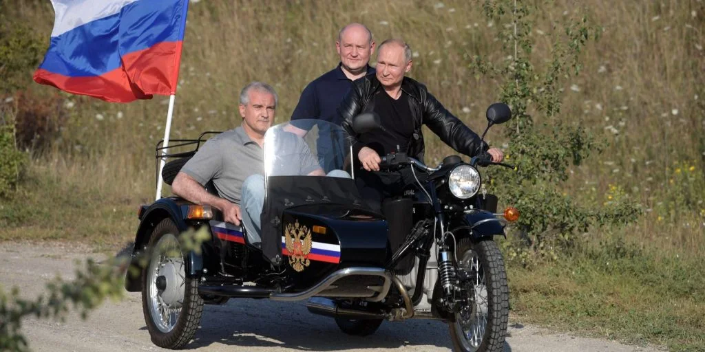 Vladimir Putin, Night Wolves