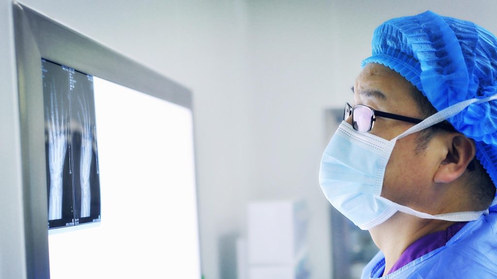 New “Super Glue” Can Heal Fractures in Minutes