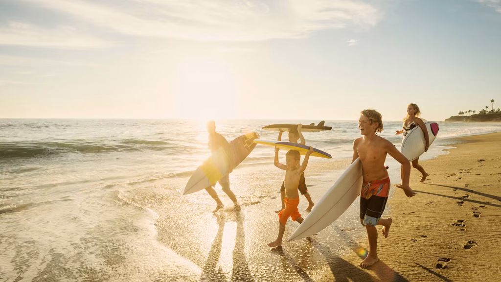 Family, beach, surfing, travel, summer, vaccation, holiday, ferie, strand, familie, bade