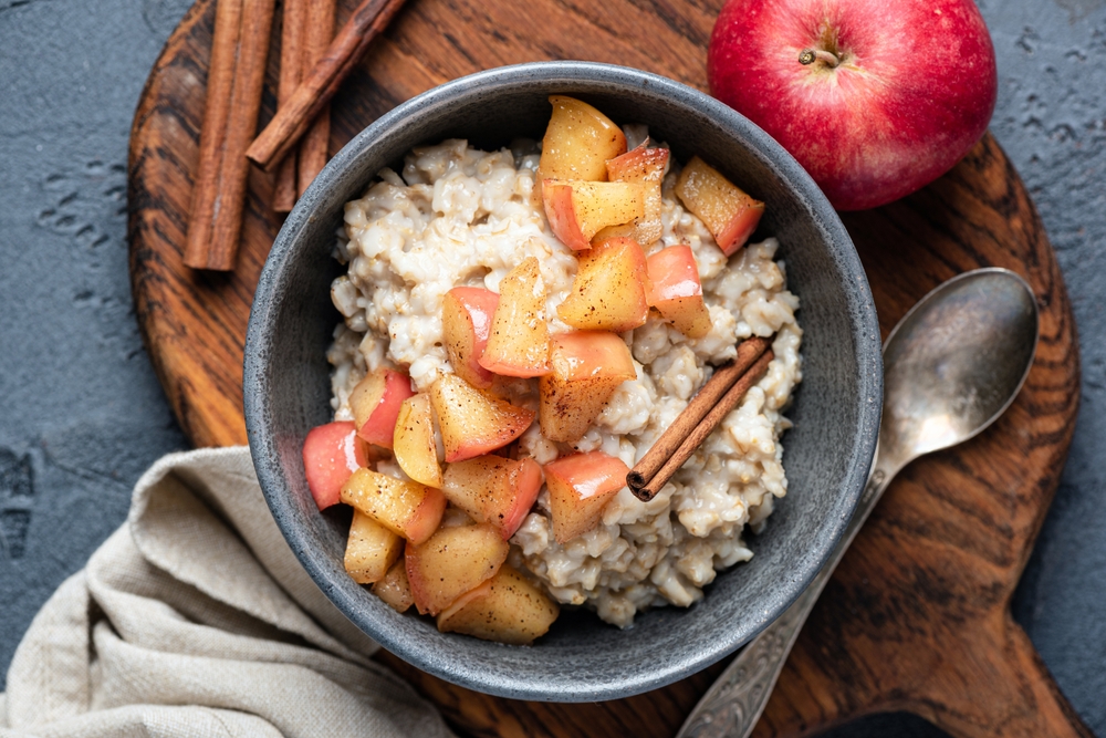 Oatmeal, havregryn, apple, eple, cinnamon, kanel