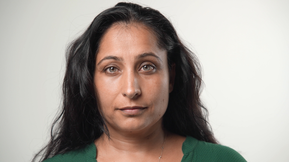 Sad indian Woman,tired, mørke rander under øjnene, træt, trist, kvinde
