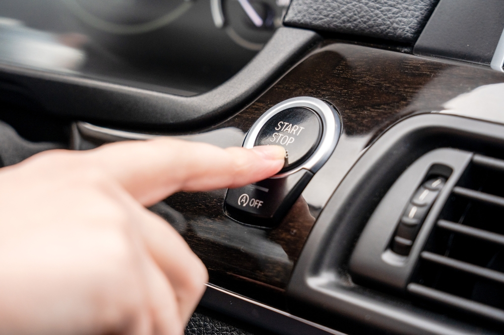Turn on car, turn off car, start engine button, tænd motor, sluk motor