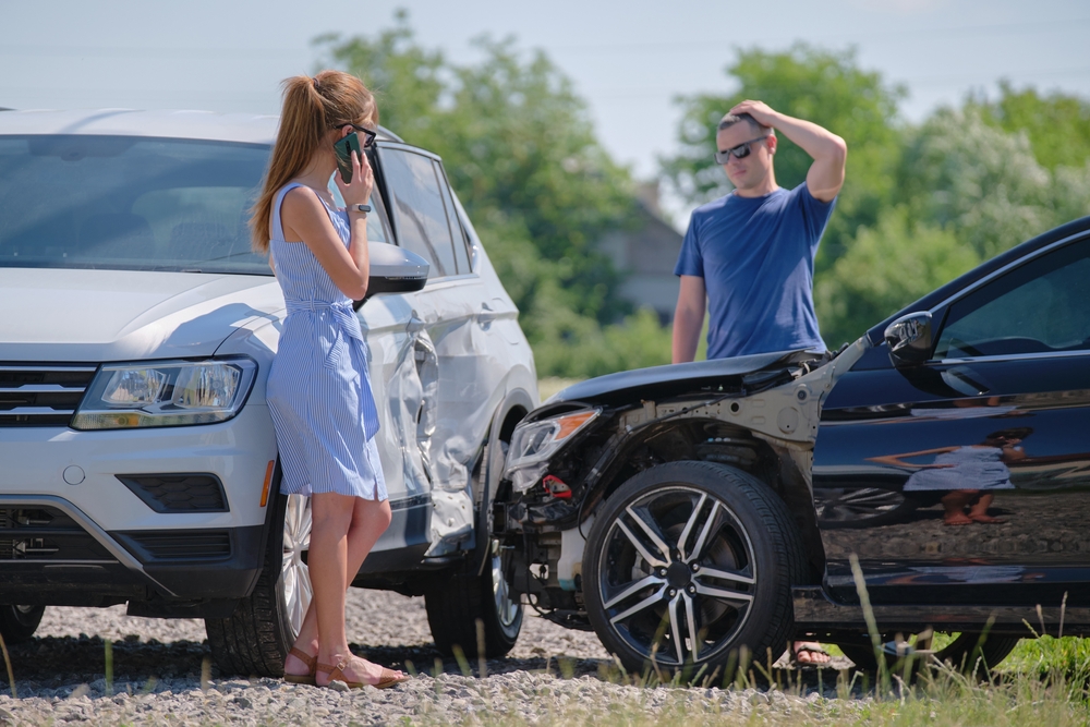Drivers arguing, car crash, collision, biluheld, bilulykke, skænderi