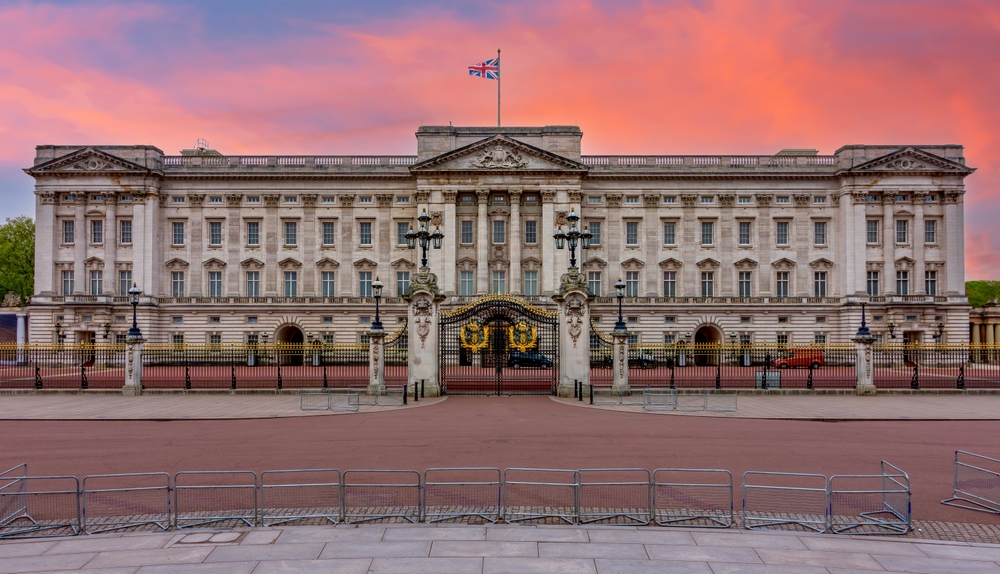 Royal,Buckingham,Palace,At,Sunset,,London,,United,Kingdom