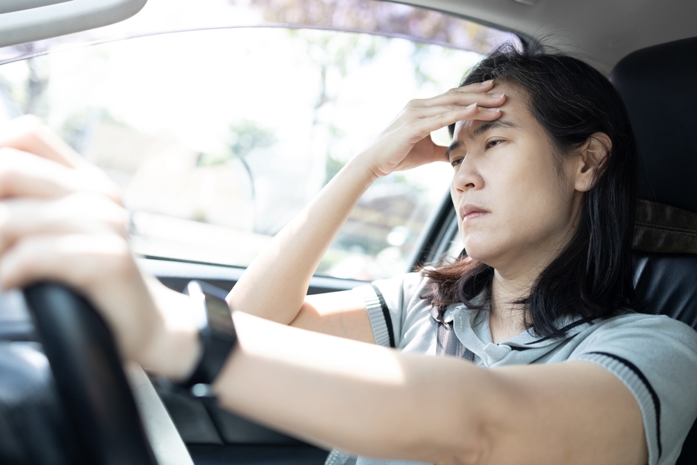 Tired driver,træt bilist,female driver,kvindelig bilist