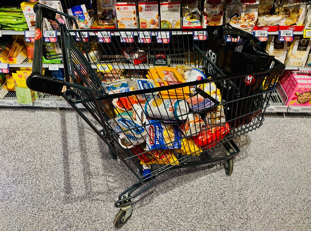Grocery Cart,Food, shopping, Norwegian store, dagligvare, handlevogn, mad, mat, norsk butikk