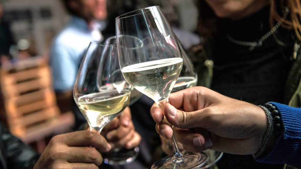 wine champagne Prosecco