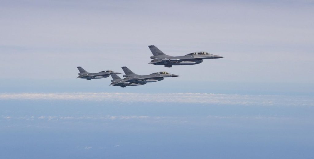 chinese f16 fighter plane war jet
