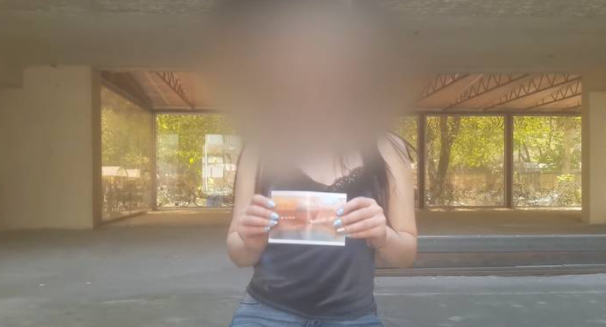 Kvinde påstår at være tidsrejsende fra 3812: Har foto fra Mars som bevis