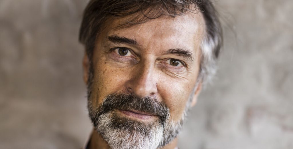 Efter flere krænkelsessager: Martin Brygmann vender tilbage flere steder