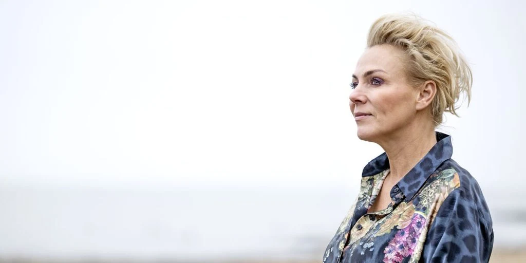 Lene Beier bryder sammen for rullende kameraer: Jeg savner ham så meget