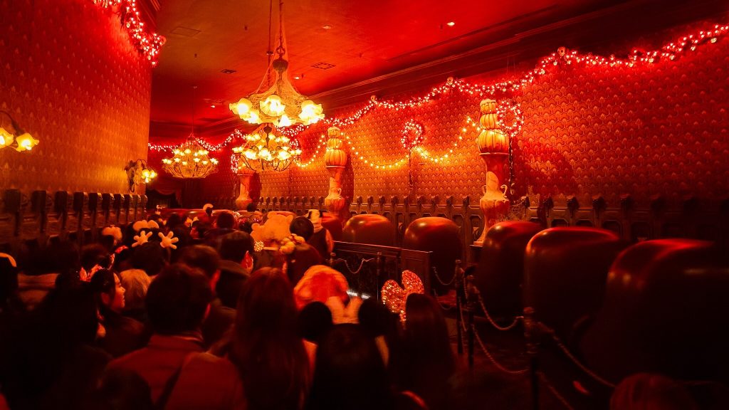 Tokyo Disneyland Haunted Mansion Holiday Nightmare