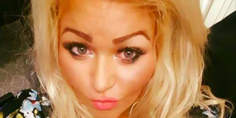 Jessica sætter sin sofa til salg på nettet – først bagefter opdager hun sin kæmpe brøler