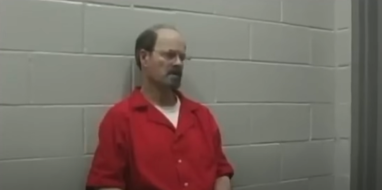 Dennis var en af de mest frygtede seriemordere: Nu bryder datteren endelig tavsheden