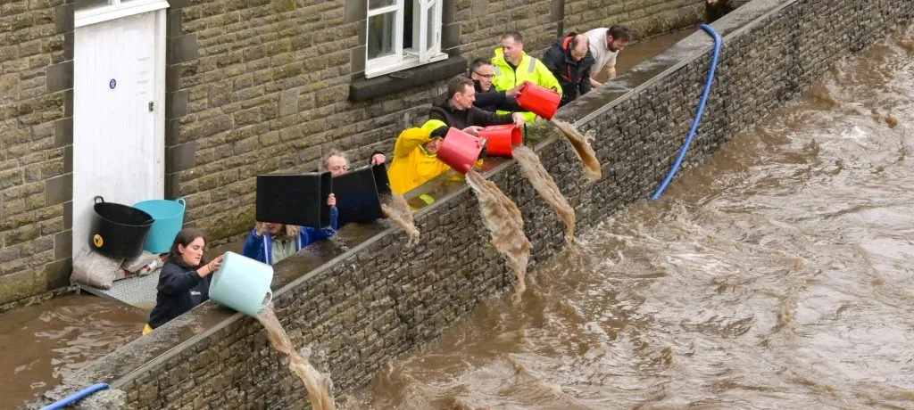 Storm Amy/2025/UK