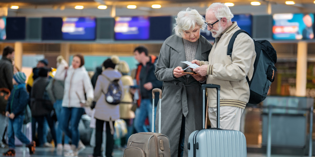 ældre elderly travel rejse airport lufthavn