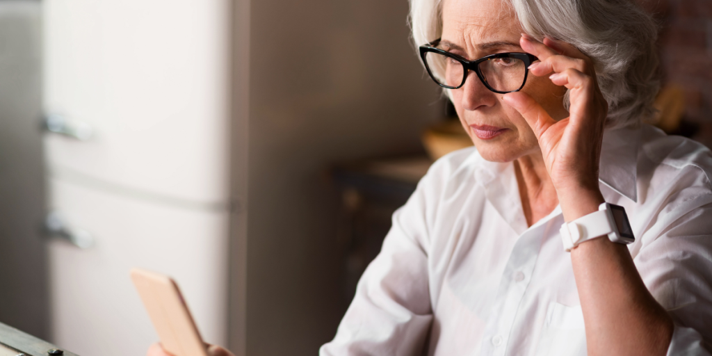 Elderly concerned bekymret ældre senior pensionist