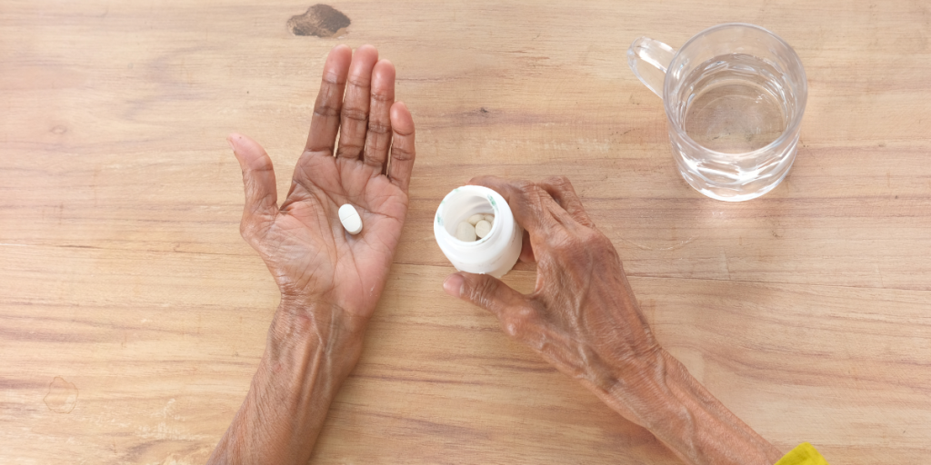 ældre piller medicin elderly pensionist senior