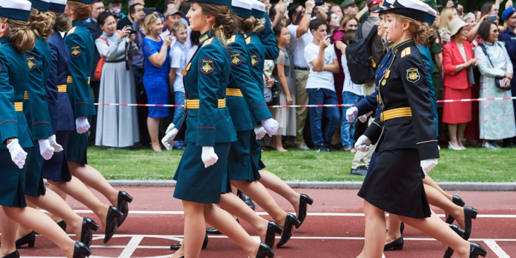 Russian female soldiers