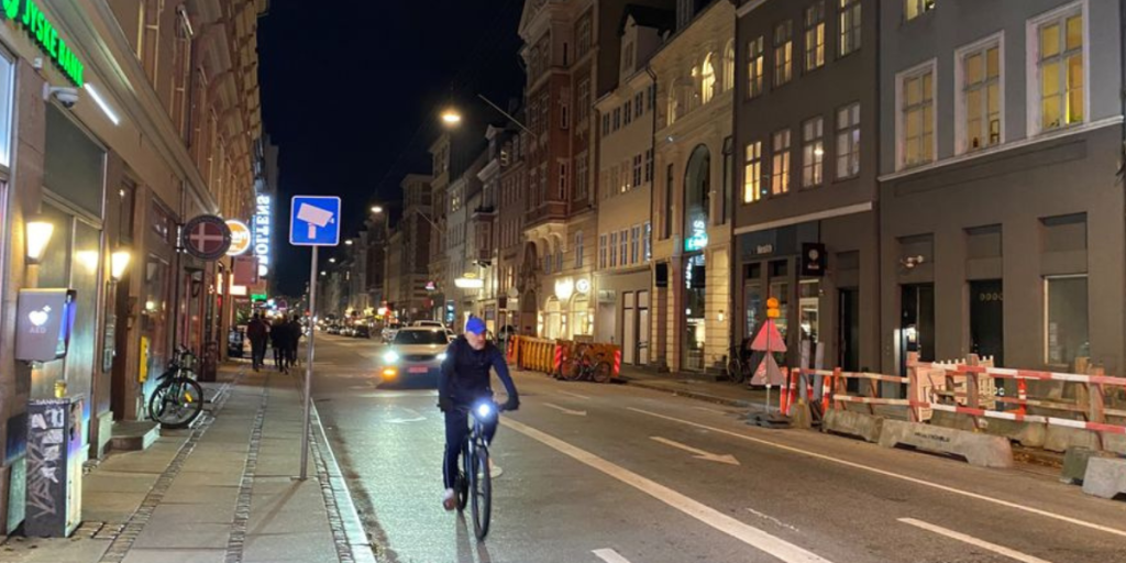 cykler trafik mørke