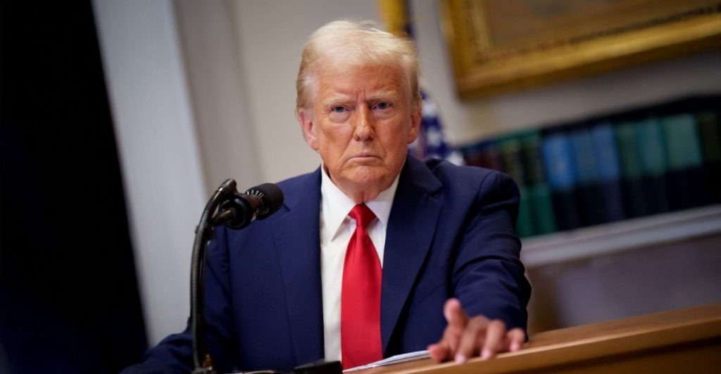 Ny tariff fra Trump får benzinpriserne til at stige