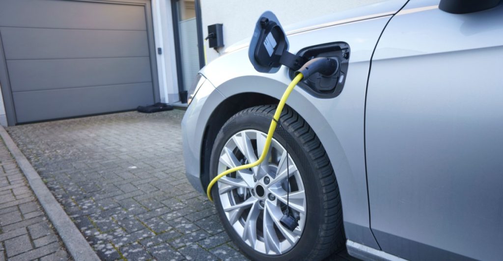 Er din elbil allerede forældet: nye batterier gør gamle modeller værdiløse