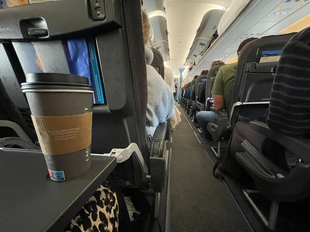 Coffee in plane, kaffe på fly