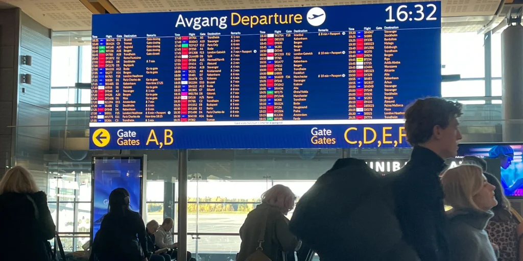 Tre norske flyruter på verstingliste