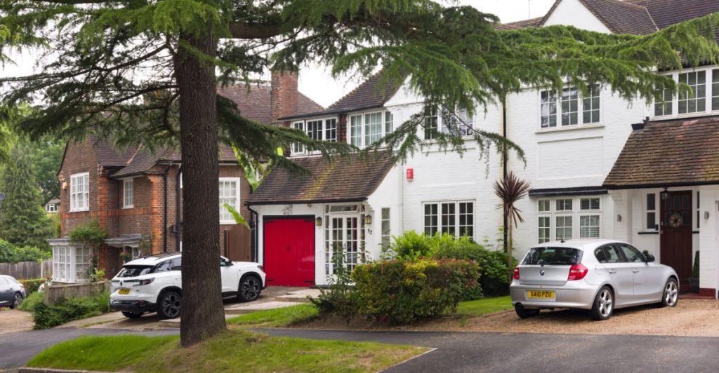 Every home without a driveway affected by new EV charging rule