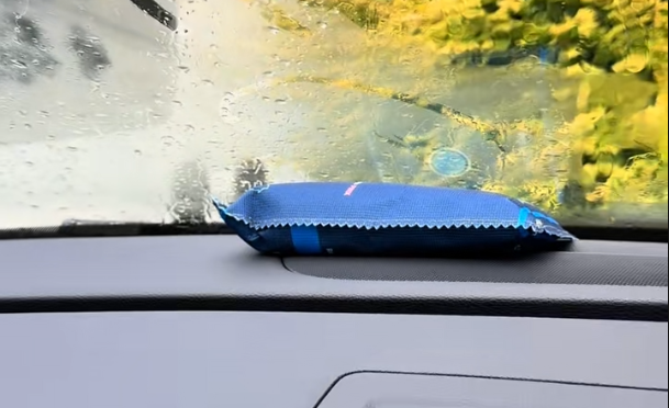 Dehumidifier bag, kondens, car, window, bil, forrude