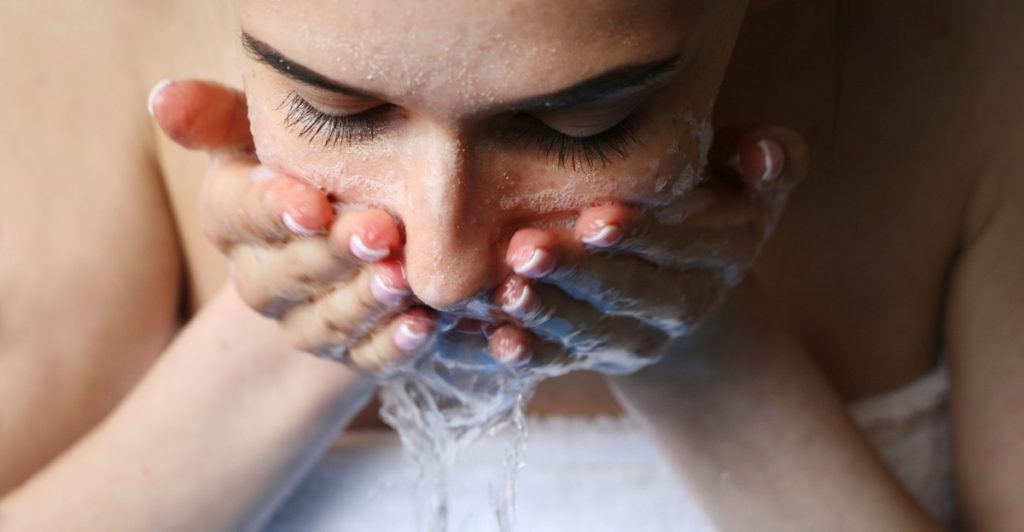 Facewash, vaske ansigt, ansiktstvätt