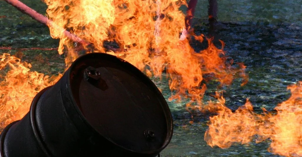 Fuel tank, fire, bensintank