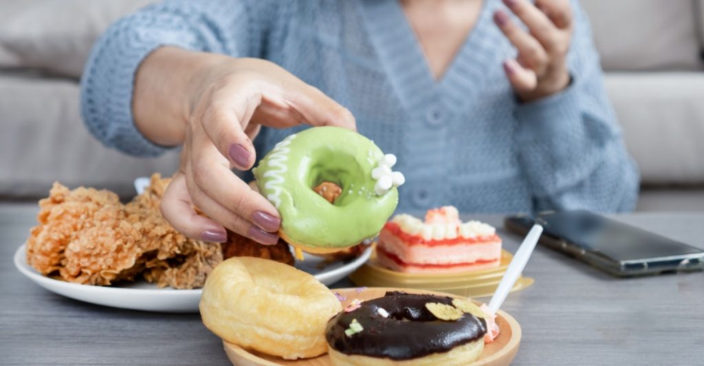Cakes, sugar, cravings