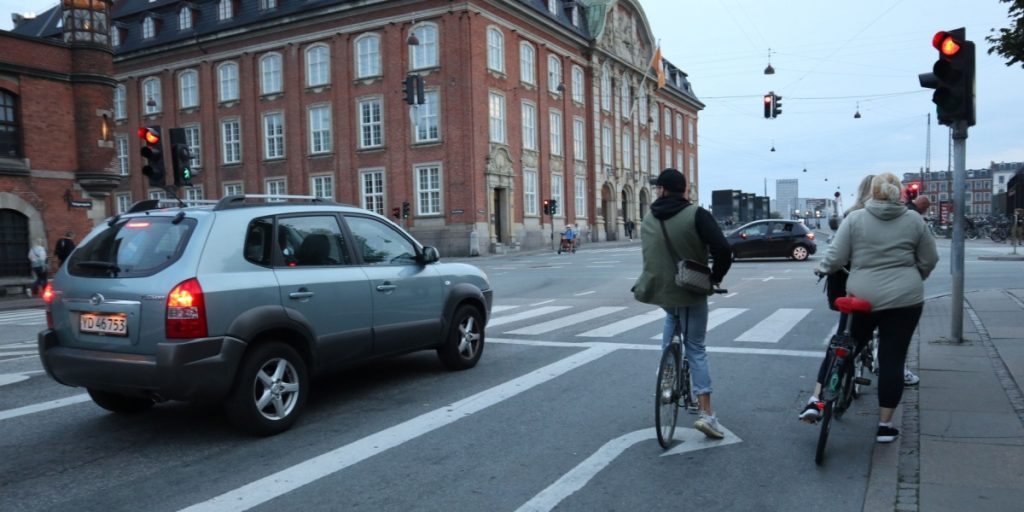 I 2026 dukker nye kameraer op i lyskryds: Fanger bilister, der kører over for rødt
