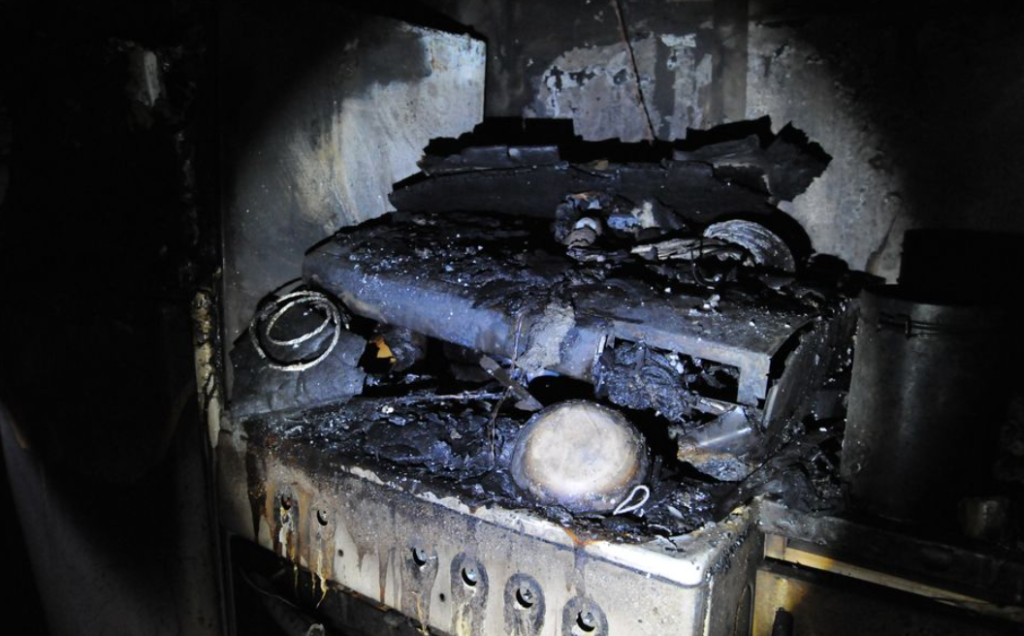 Fire, kitchen, stove, brand komfur, brann, komfyr. køkken, kjøkken
