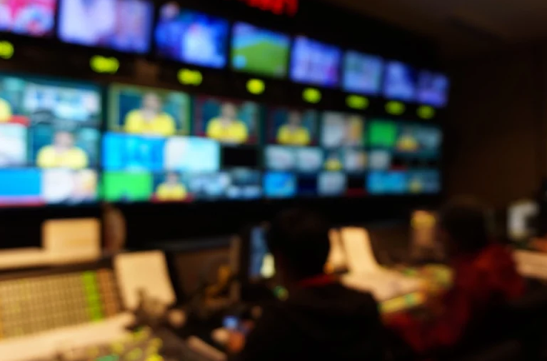 Tv station, tv vært, tv studio