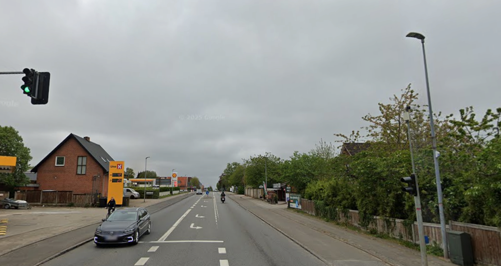 Østergade i Ikast trafik Uno X Trafiksignal